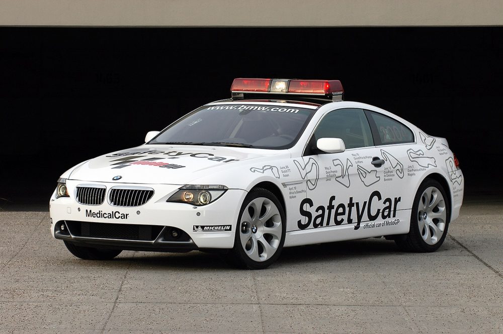 P90145219_highRes_2004-bmw-6-series-co