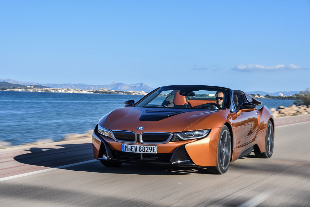 P90301909_highRes_bmw-i8-roadster-04-2