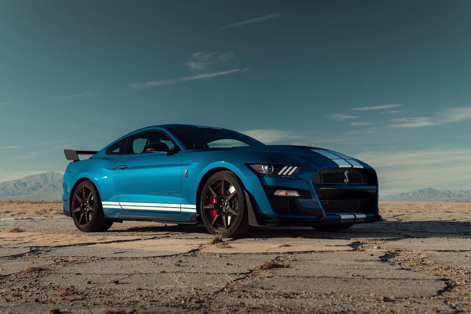 2020 Mustang Shelby GT500 Carbon Fiber Track Package