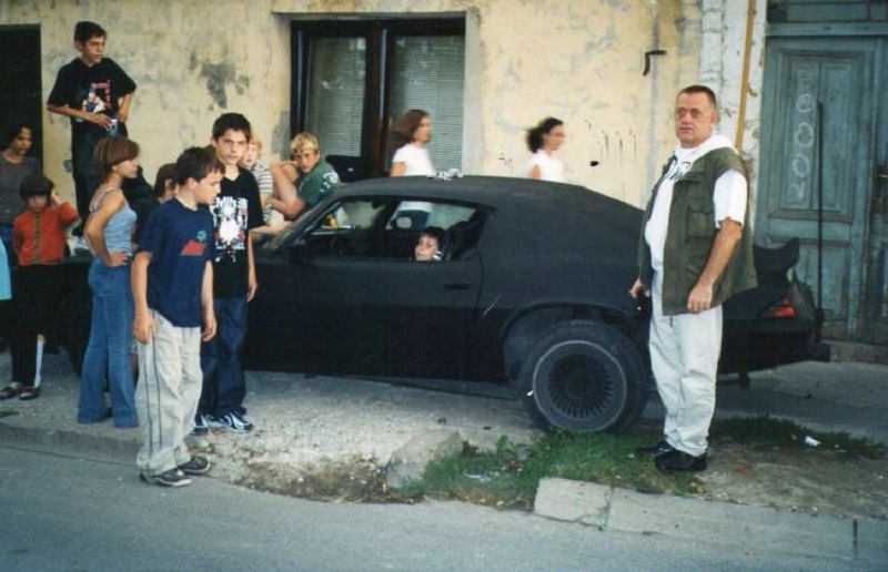 camaro-guerra-bosnia-12_750x