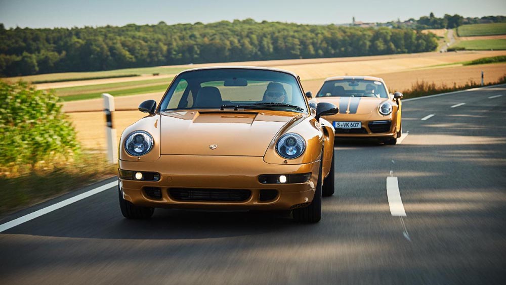 low_993_turbo_911_turbo_s_exclusive_series_l_r_the_reveal_classic_project_gold_2018_porsche_ag-1
