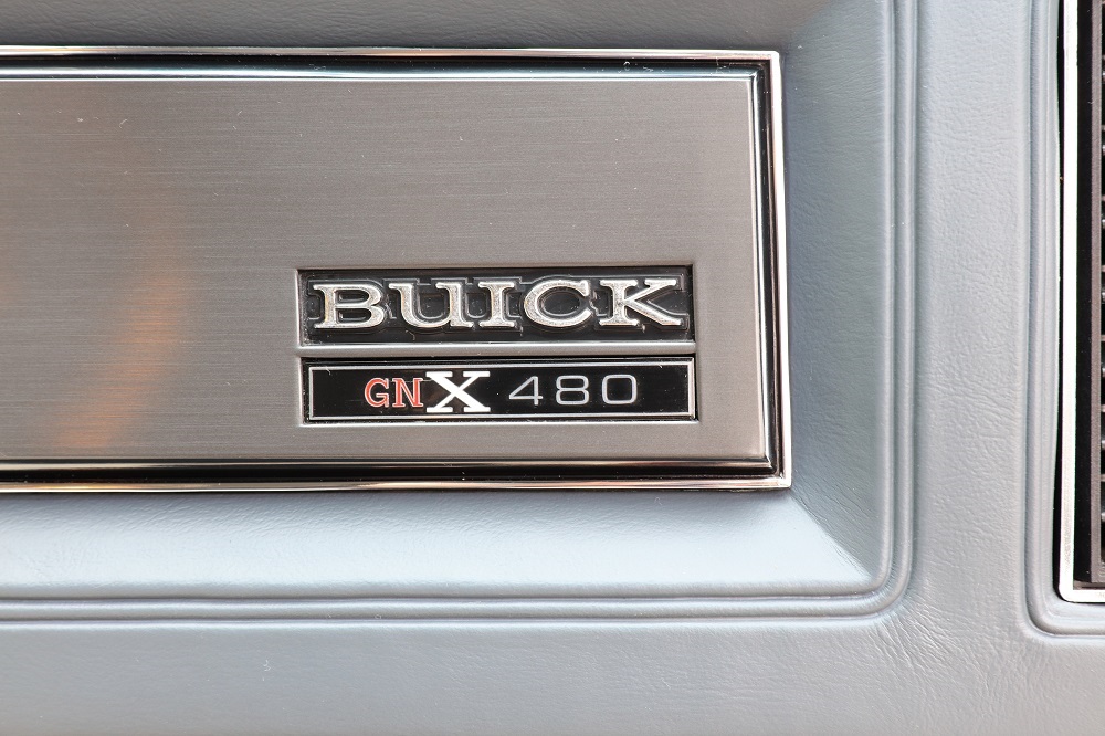 1987_buick_gnx_11