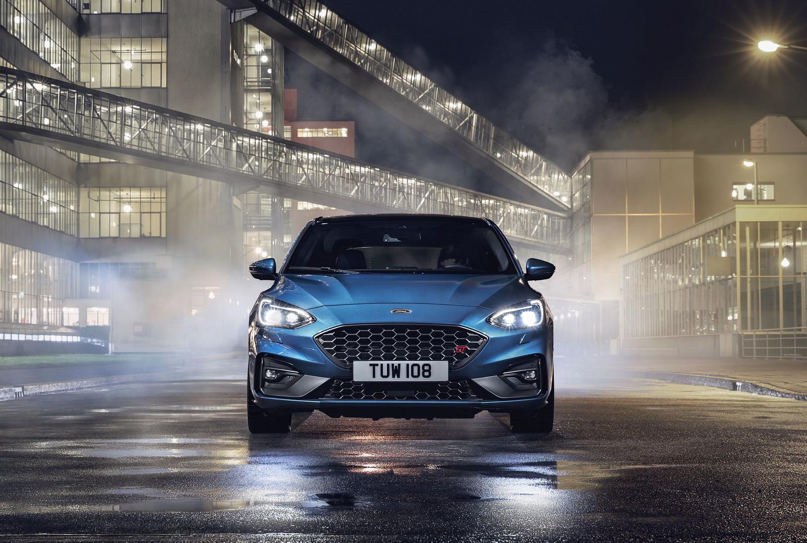 2019_FORD_FOCUS_ST_08