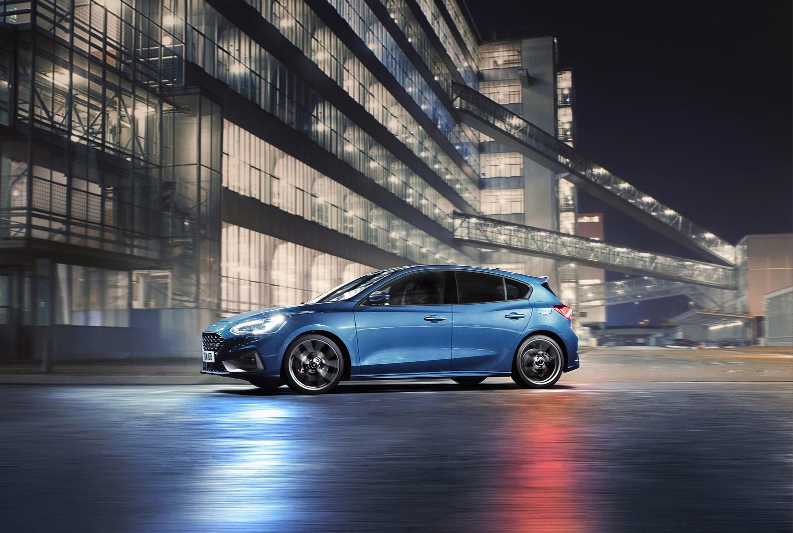 2019_FORD_FOCUS_ST_14