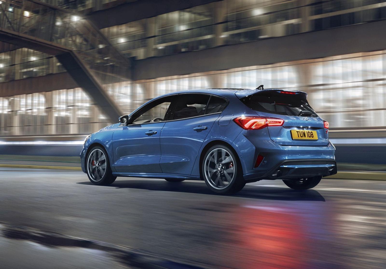 2019_FORD_FOCUS_ST_15