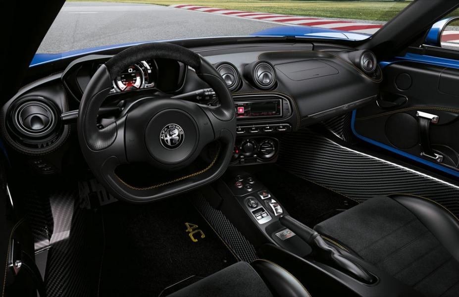 2020-alfa-romeo-4c-spider-italia-4