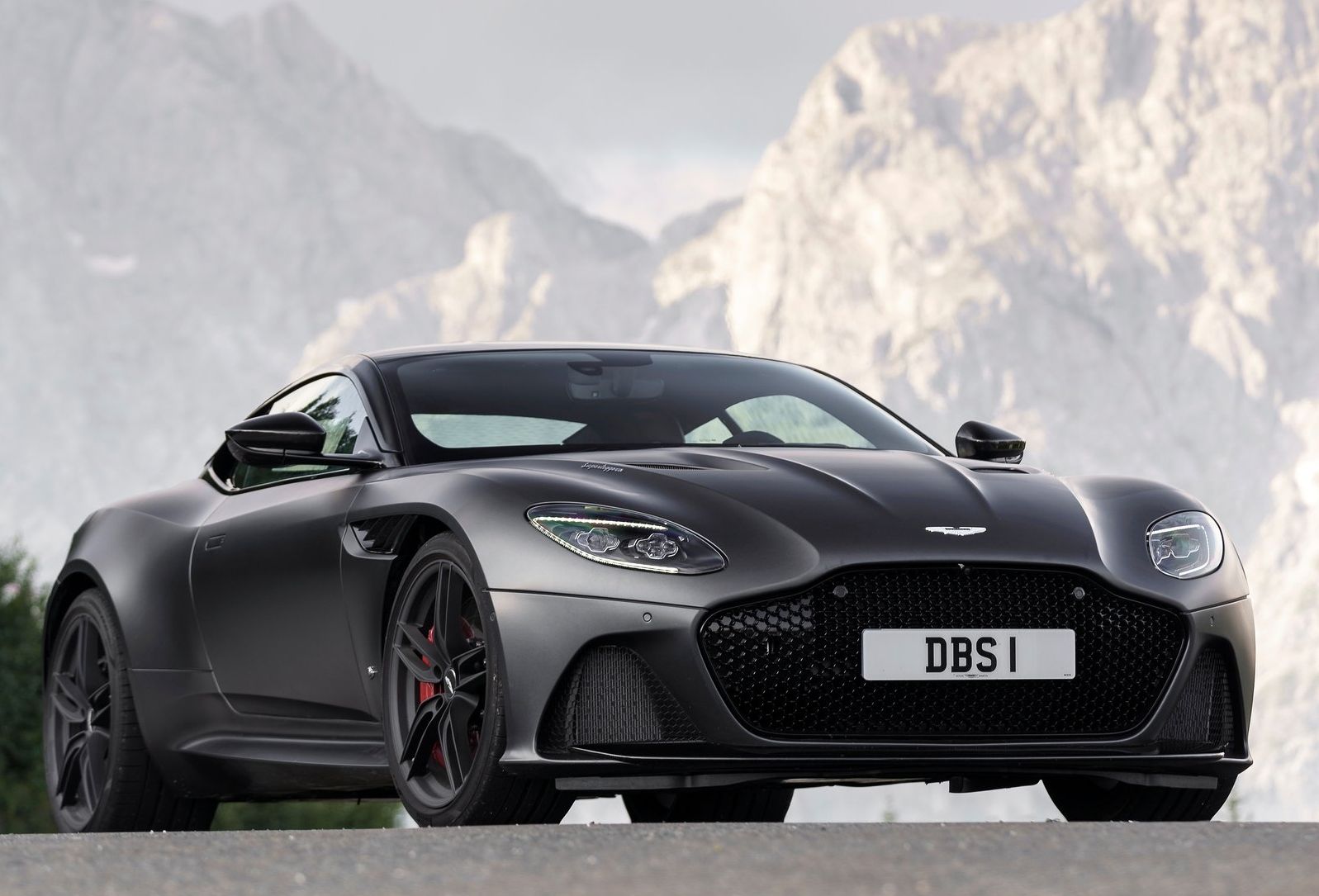 Aston_Martin-DBS_Superleggera_Xenon_Grey-2019-1600-04