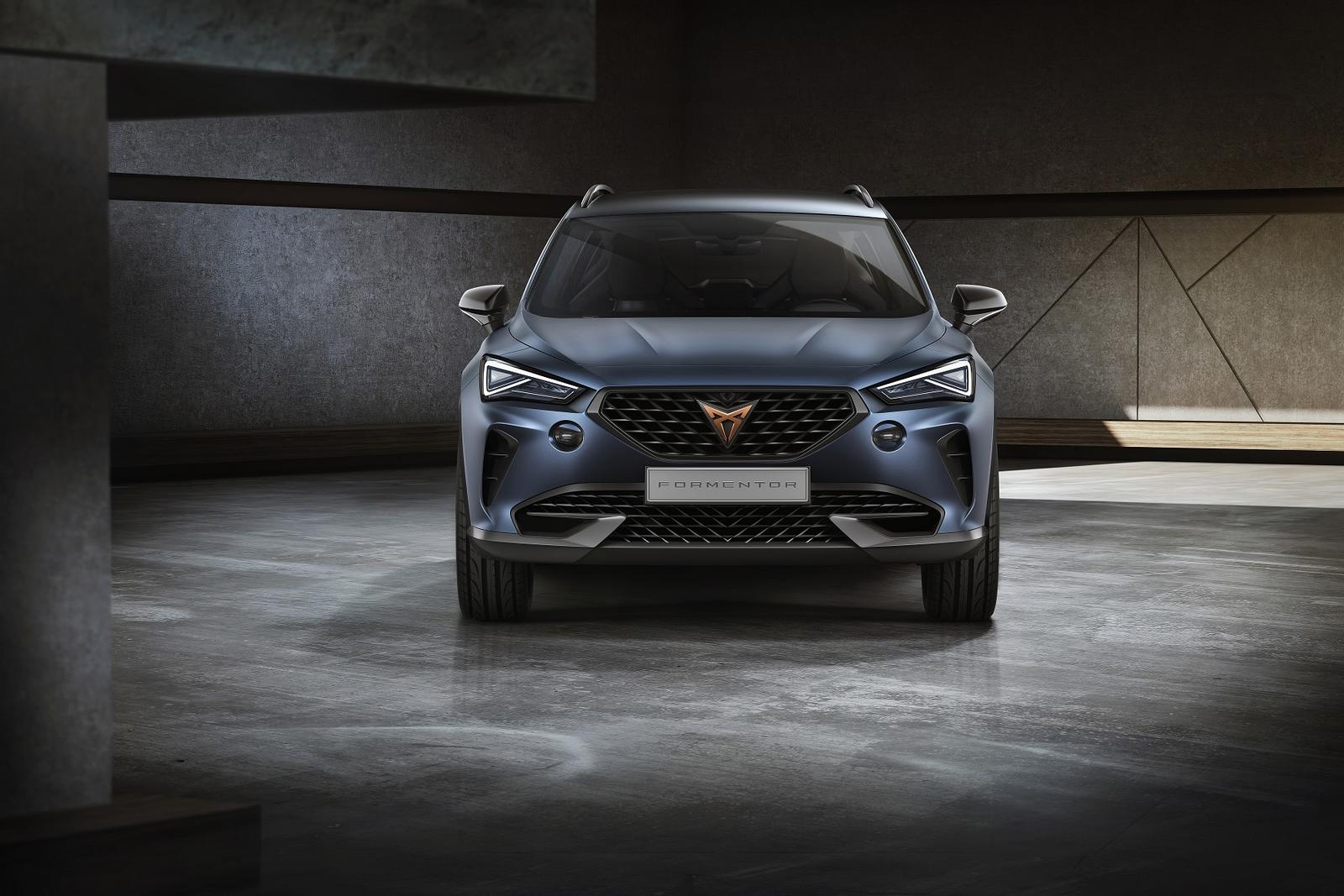CUPRA-Formentor-a-unique-concept-car-for-a-special-brand_02_HQ