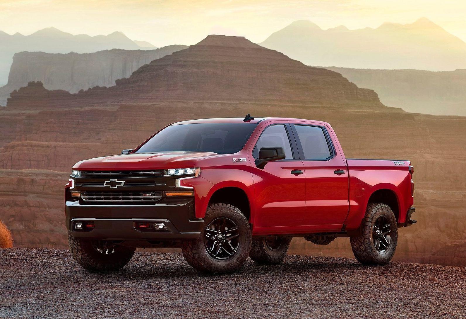 Chevrolet-Silverado-2019-1600-02