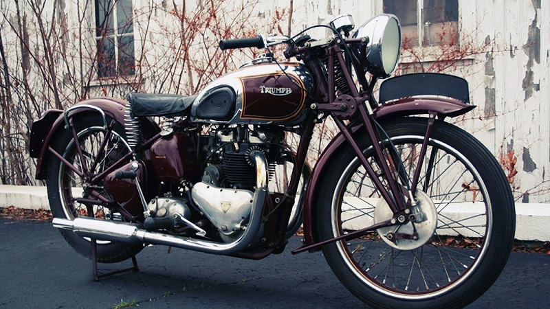 Ex-Steve-McQueen-Triumph-Speed-Twin-1