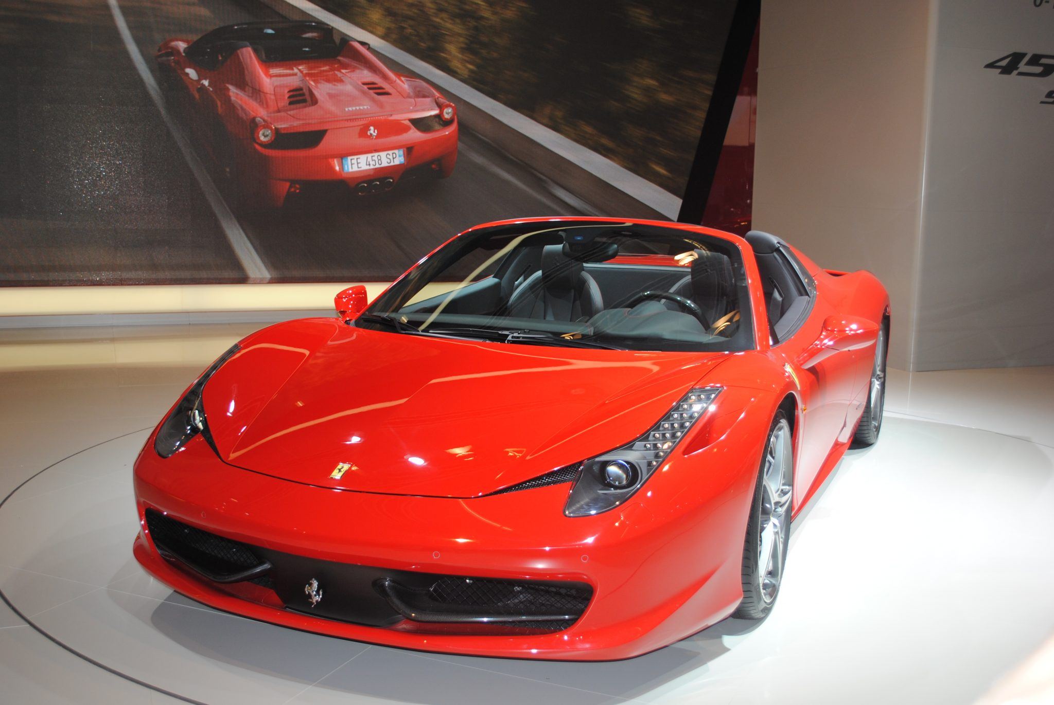 Ferrari_458_Spider_at_the_Frankfurt_Motor_Show_IAA_2011_6143715637