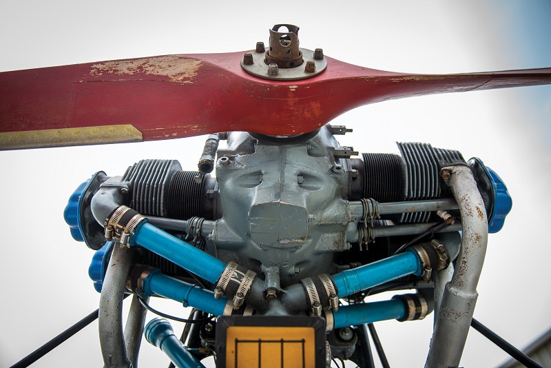 Ice-Speedster-Snow-Plane-Engine-Close-Up