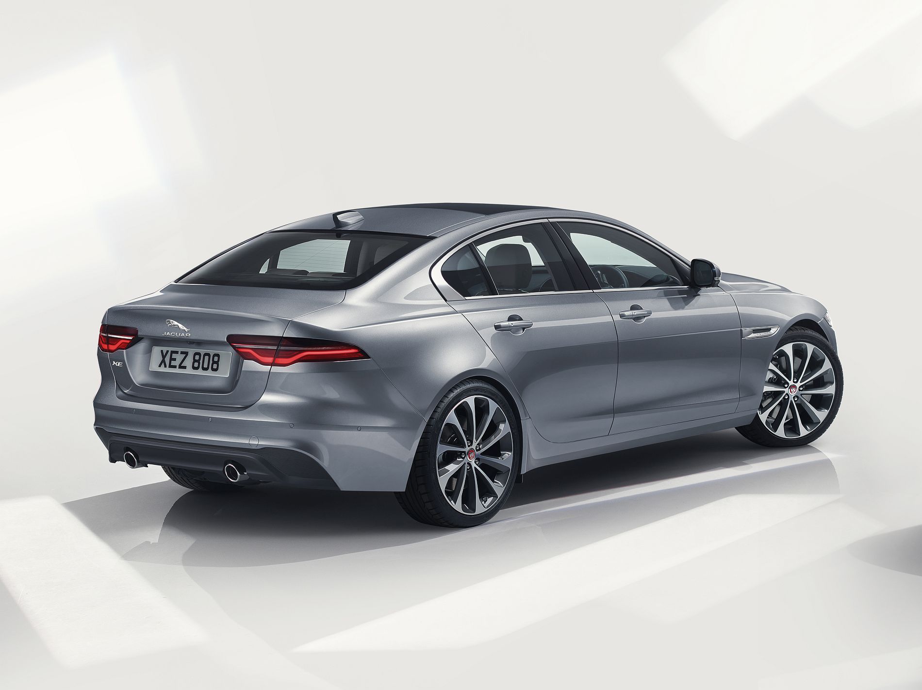 Jaguar XE_2019 (21)