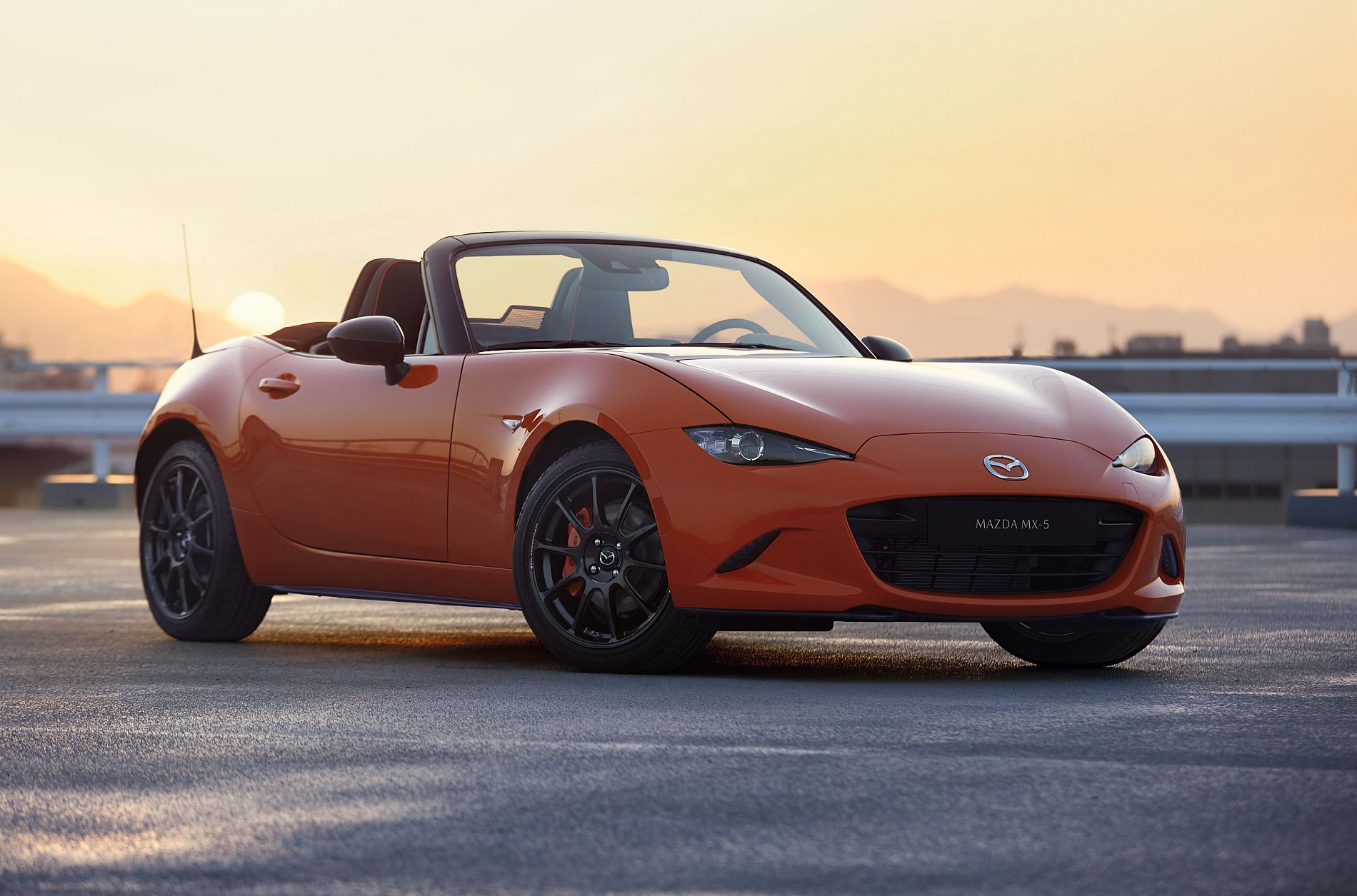 Mazda MX-5 30th Anniversary (1)