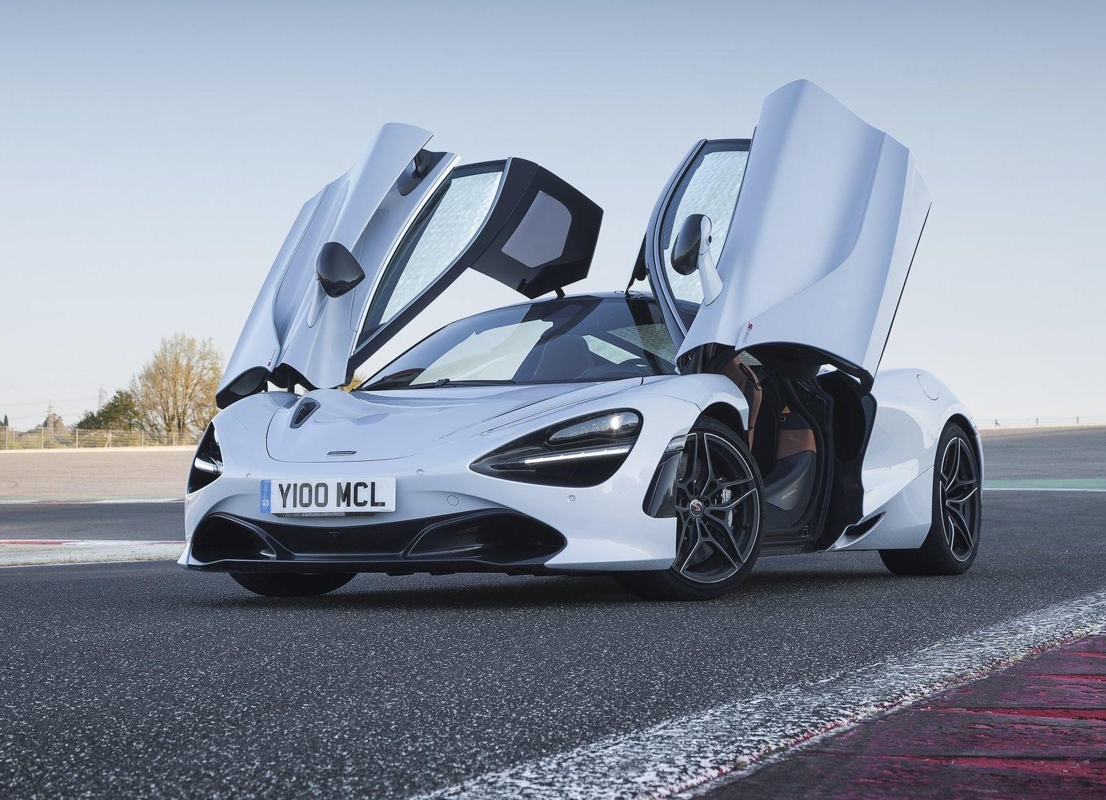 McLaren-720S-2018-1600-01