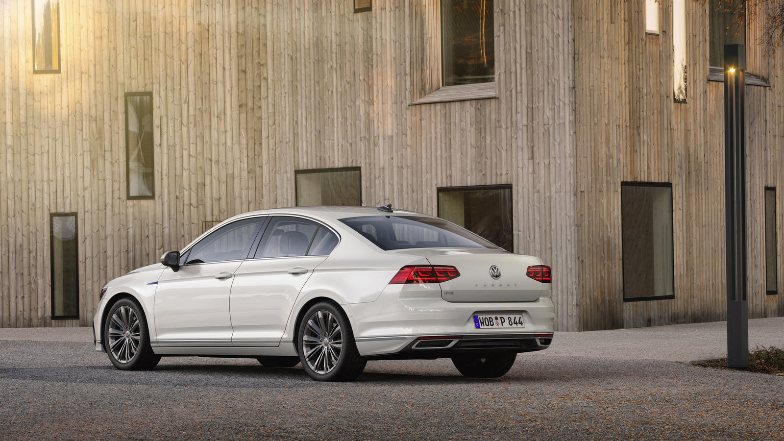 The new Volkswagen Passat GTE