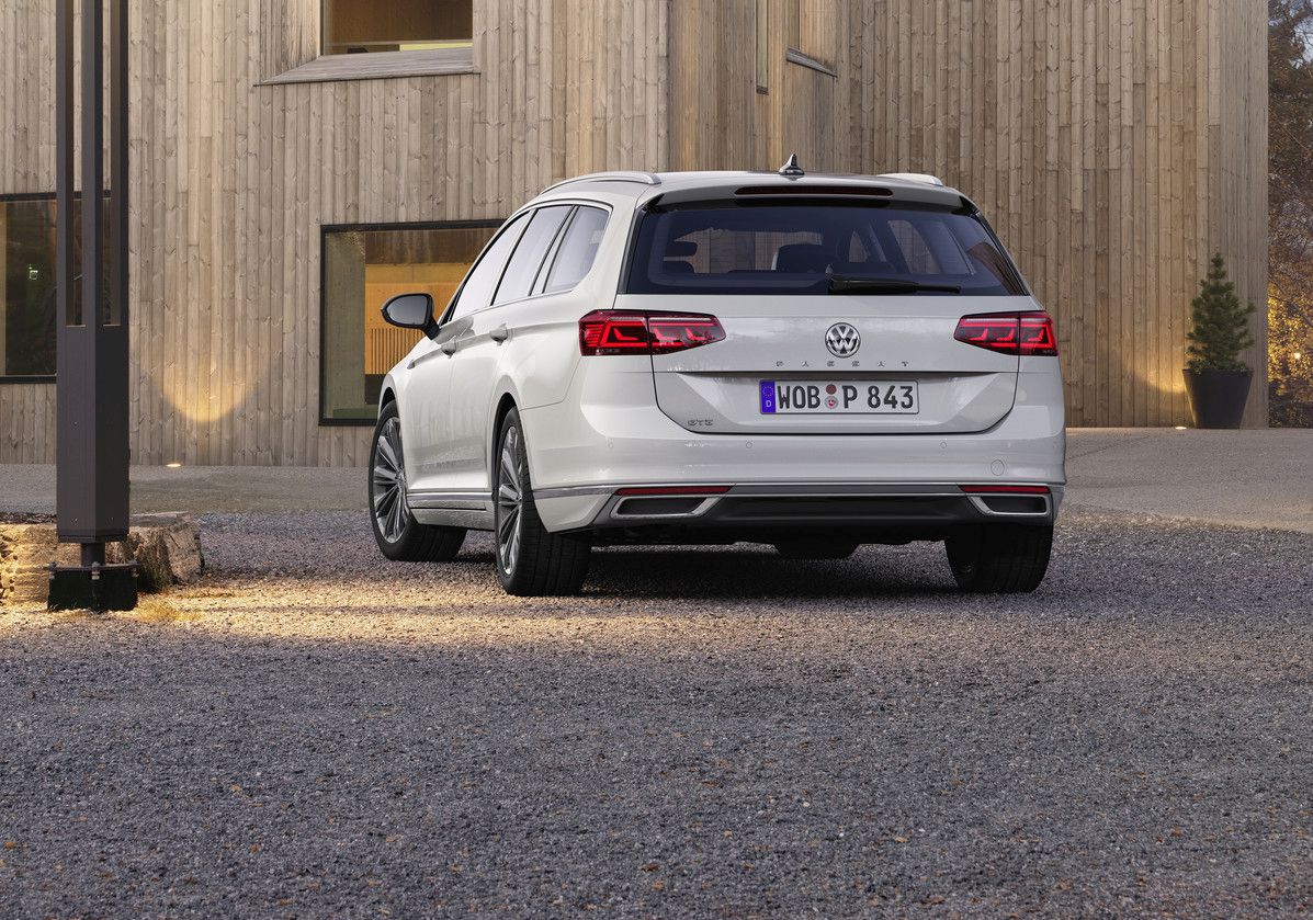 The new Volkswagen Passat GTE Variant