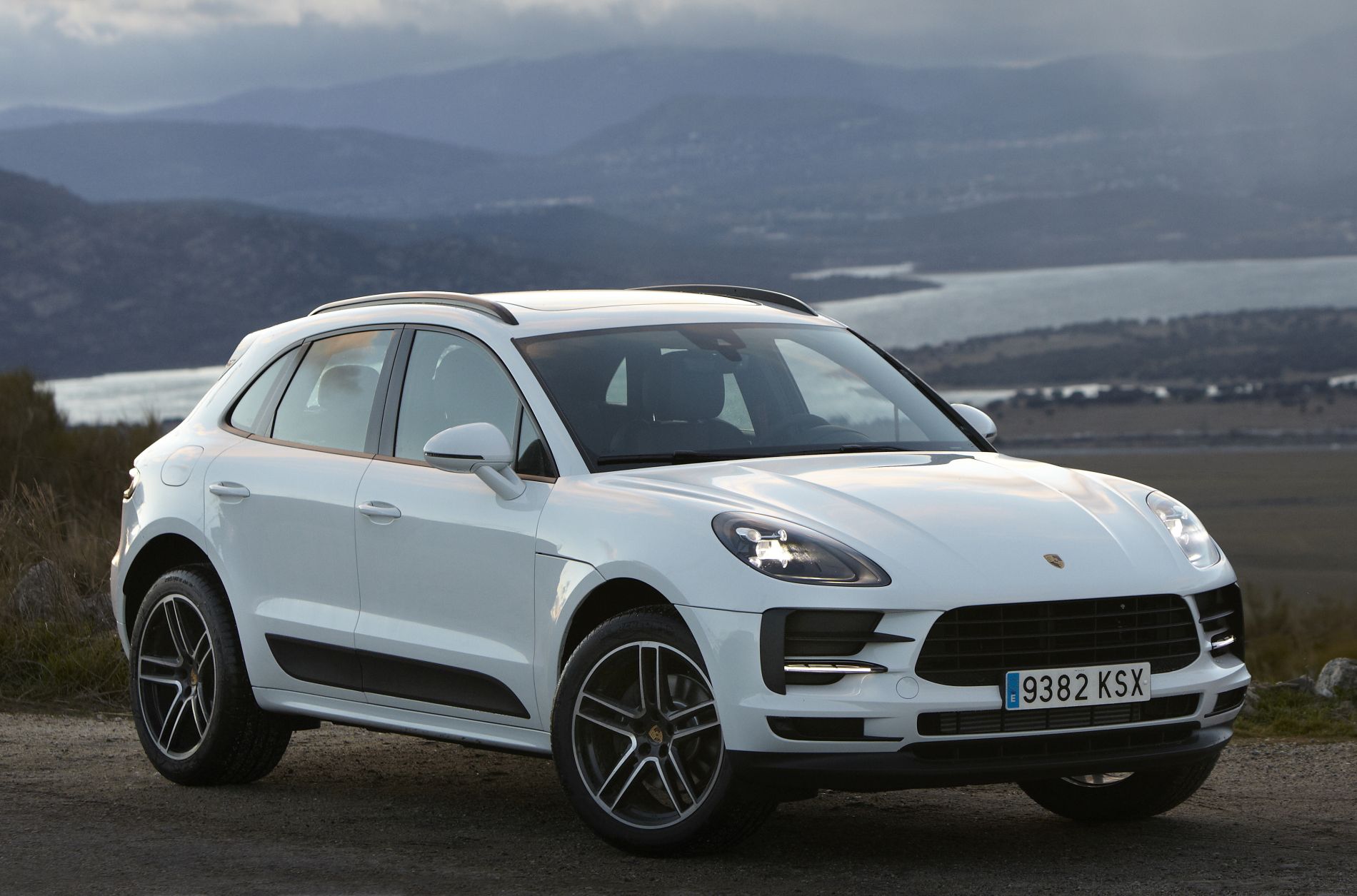 Porsche Macan Spirit 2019 (14)