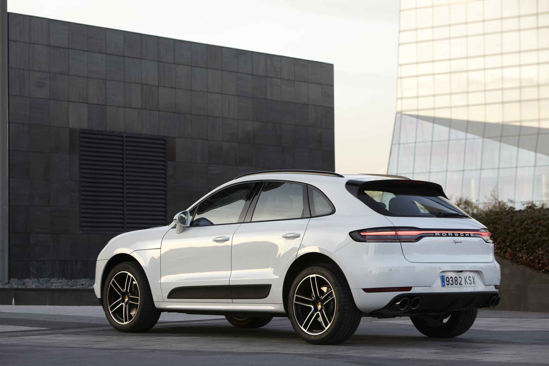 Porsche Macan Spirit 2019 (26)