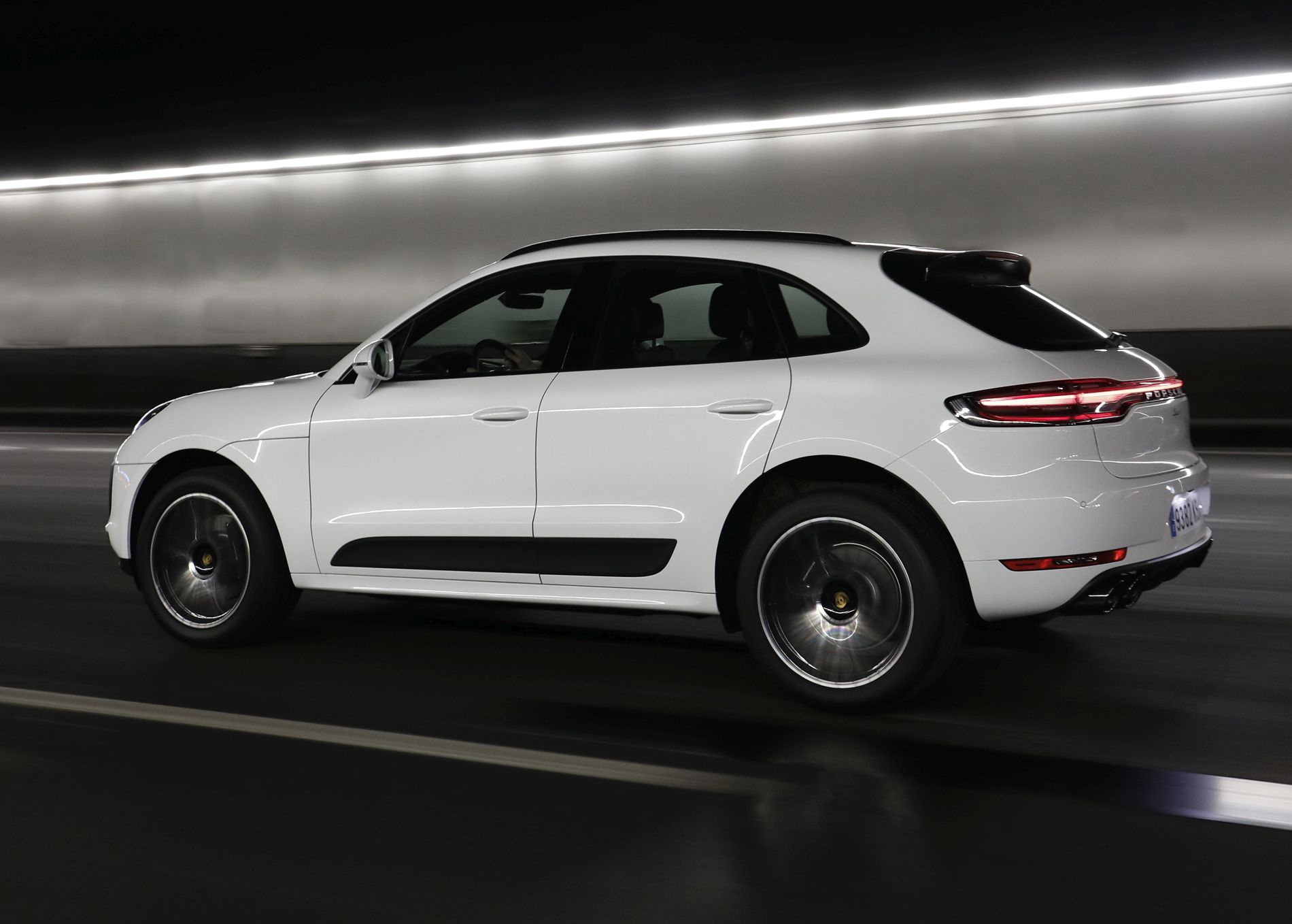 Porsche Macan Spirit 2019 (49)