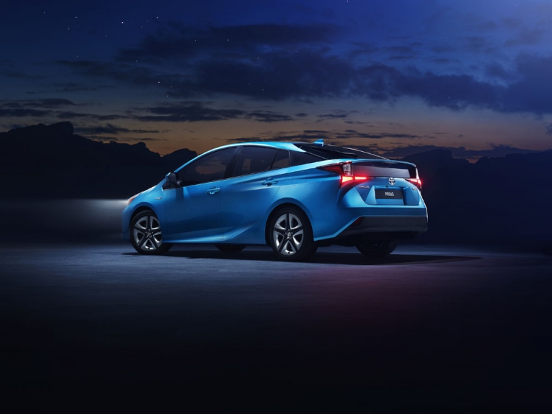 Prius-AWD-i-2019-2-960×600