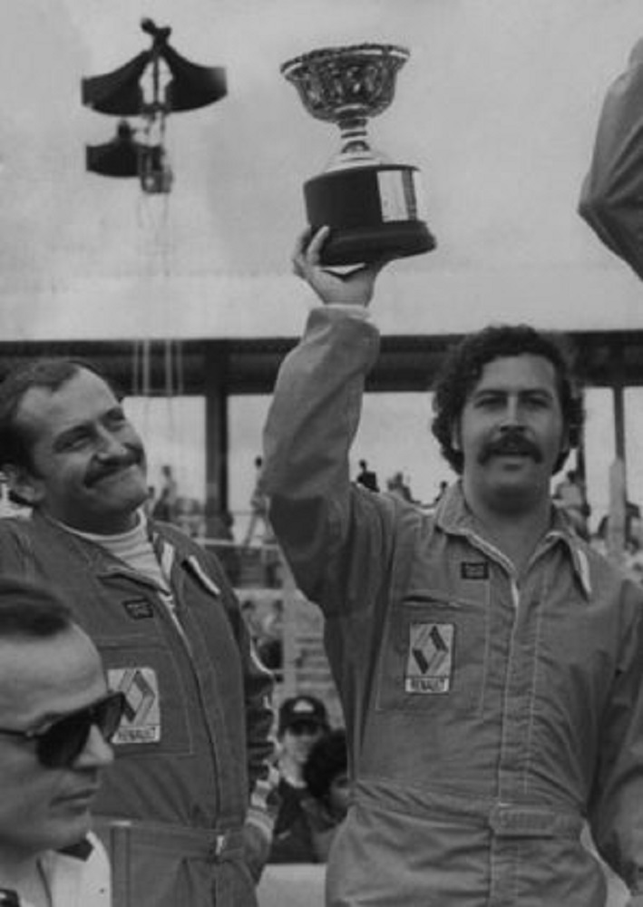 escobar-298×420
