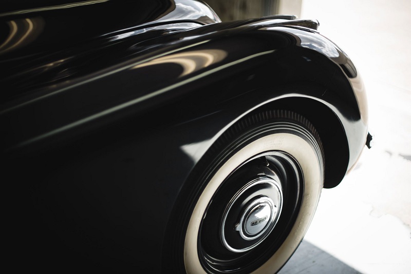 we-discover-clark-gable-s-jaguar-xk120-hidden-beneath-the-brickyard-1476934610482-2000×1335