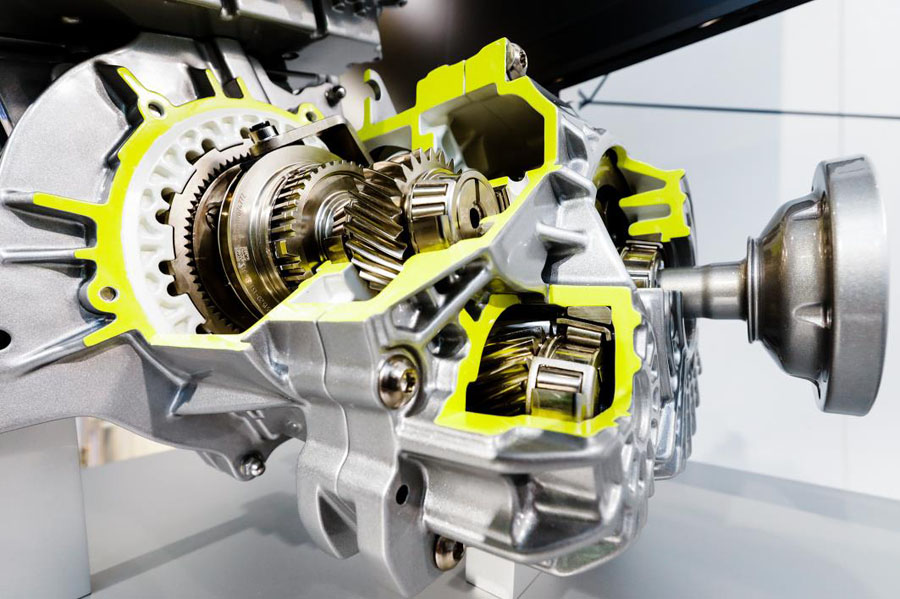 000AC933_3_2-schaeffler-iaa-2017
