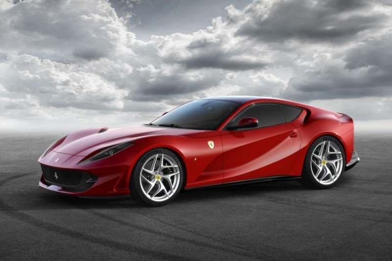 1 812 Ferrari Superfast