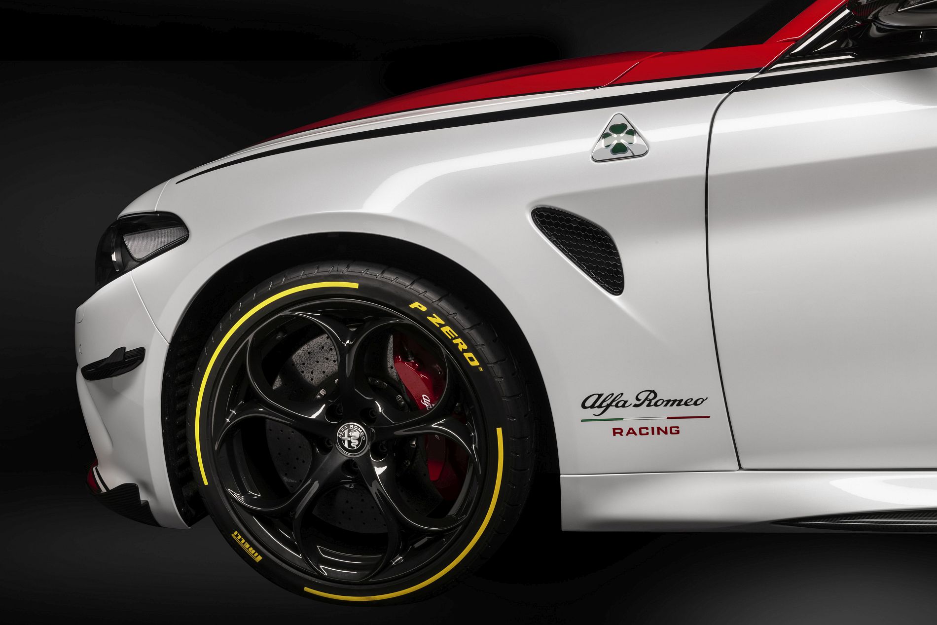 Alfa Romeo Racing Editions (16)