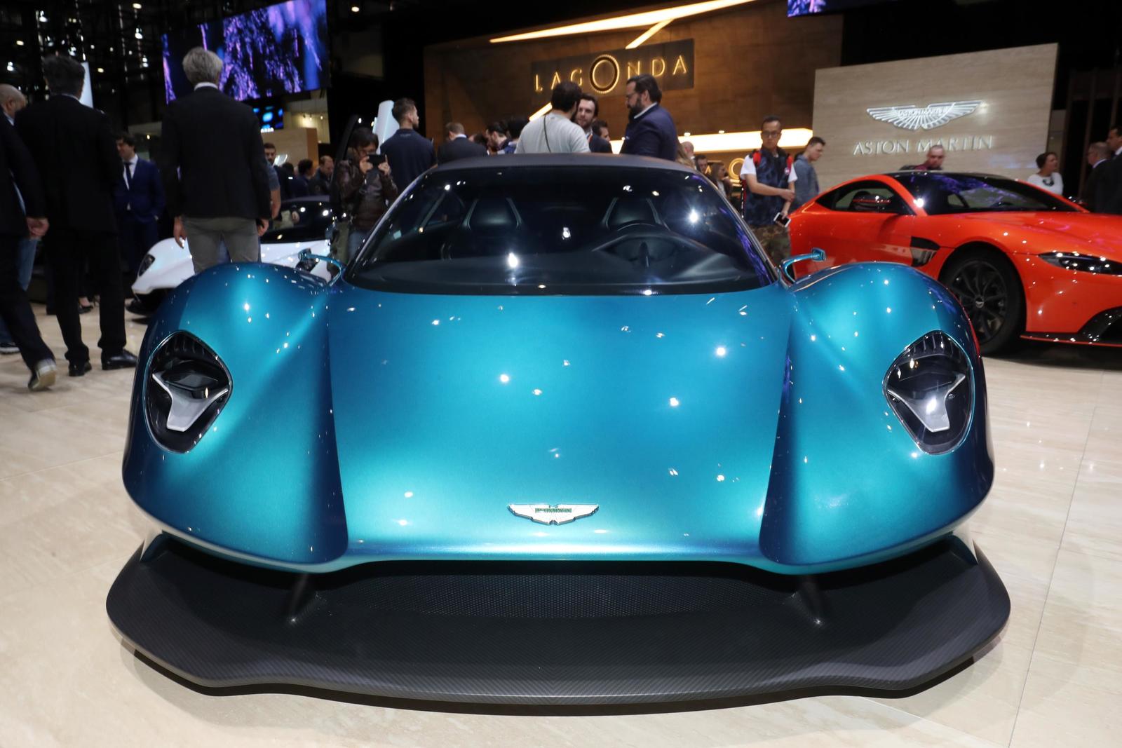 Aston Martin Vantage Vision (4)