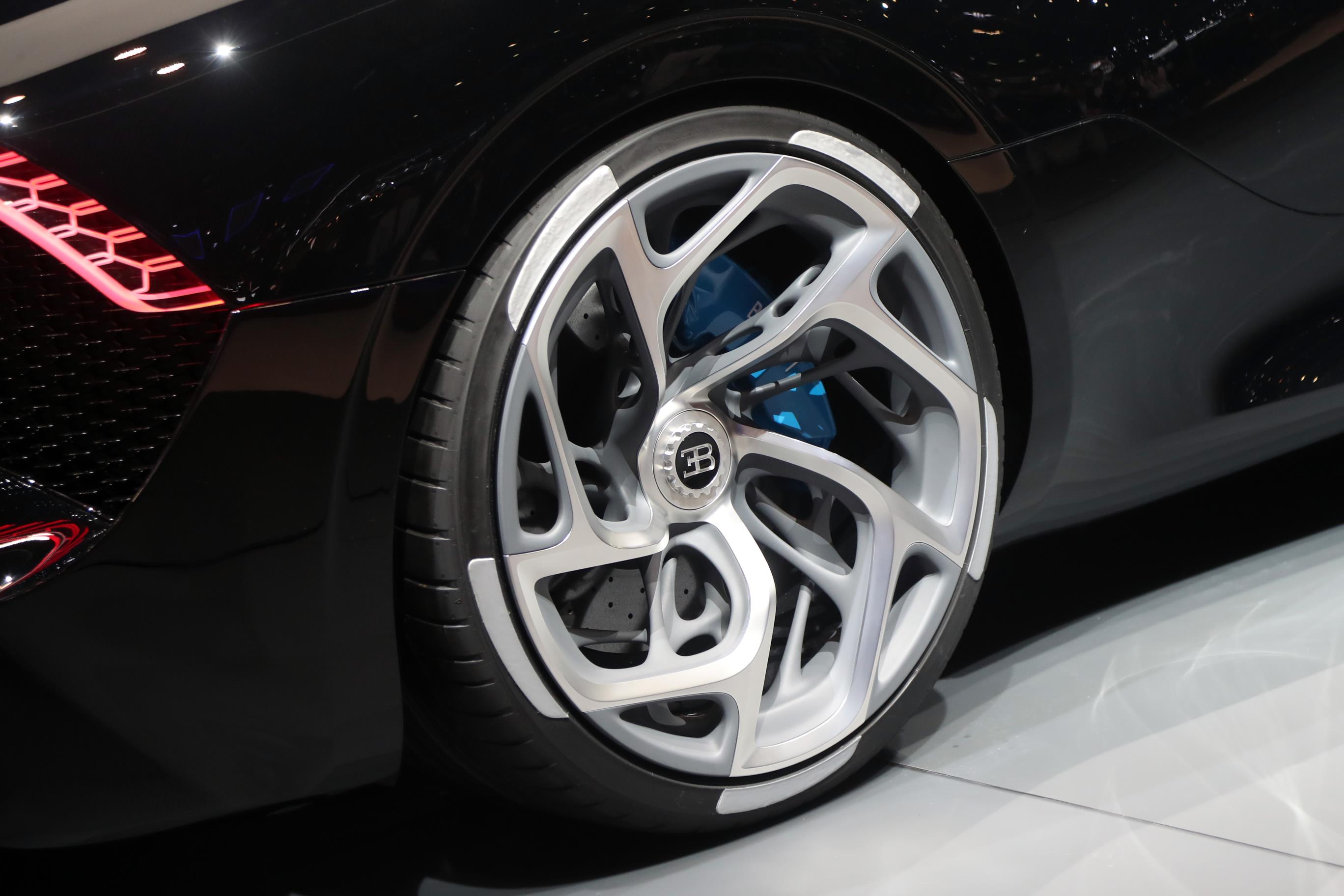 Bugatti La Voiture (2)