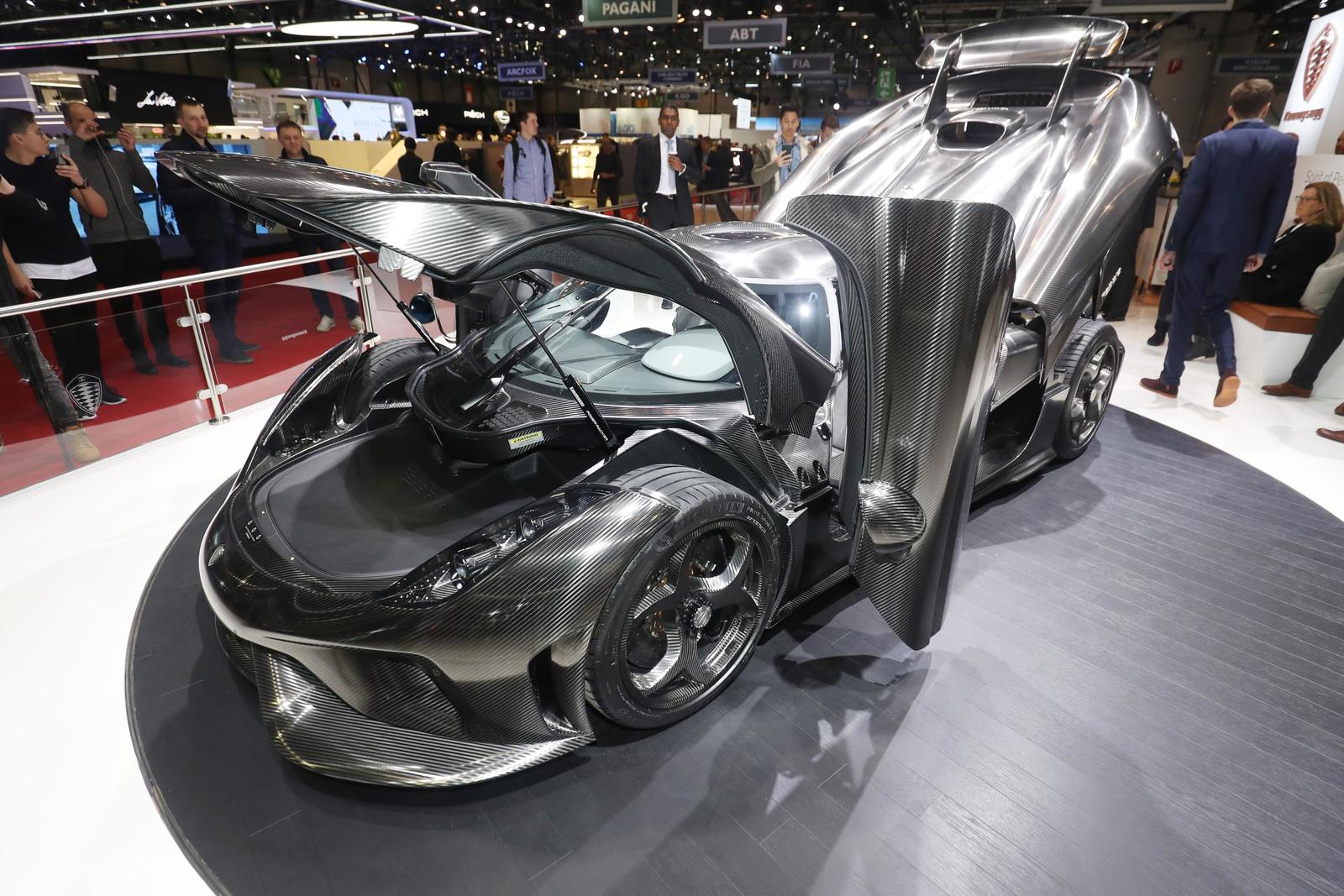 Koenigsegg Regera (1)
