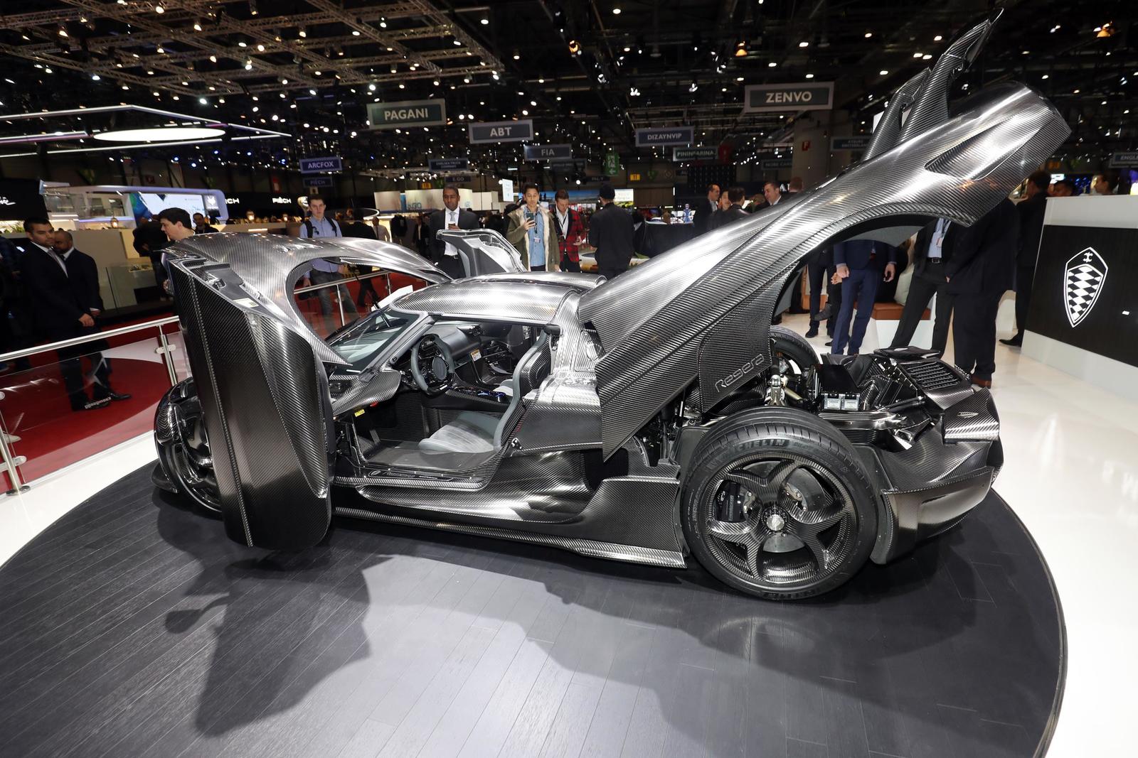 Koenigsegg Regera (2)