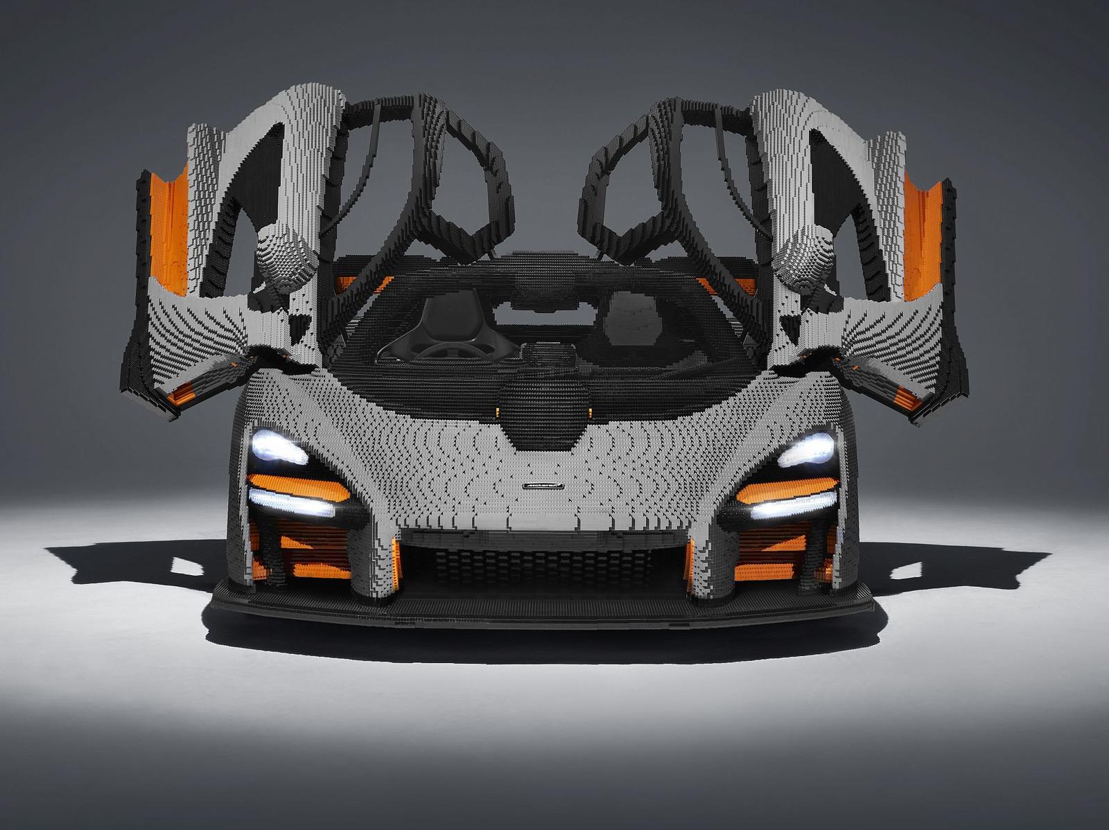 LEGO McLaren Senna_front doors opened