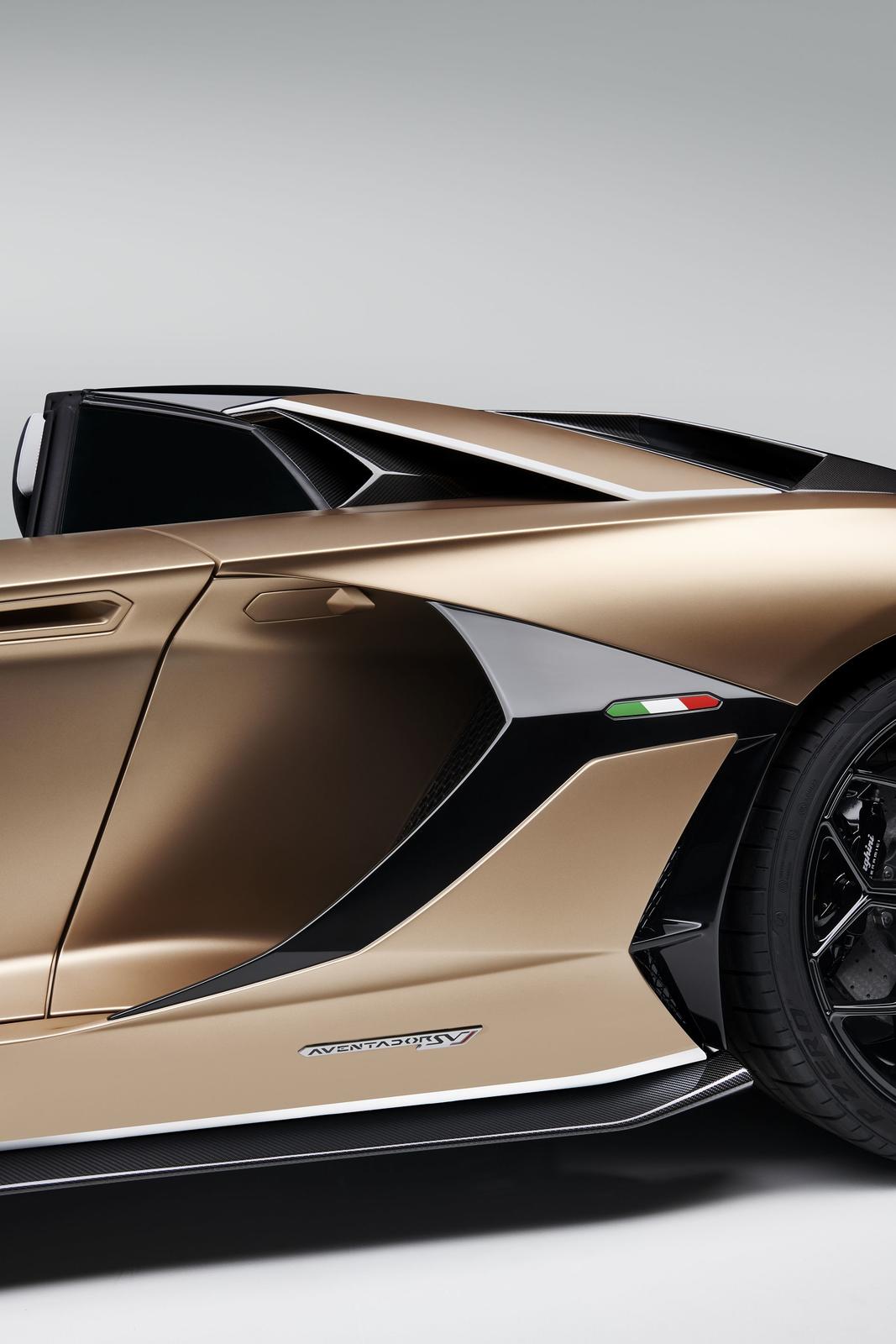 Lamborghini Aventador SVJ Roadster 19 (31)