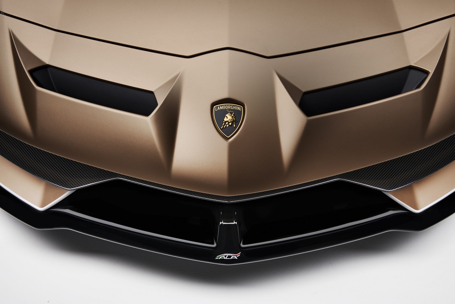 Lamborghini Aventador SVJ Roadster 19 (32)