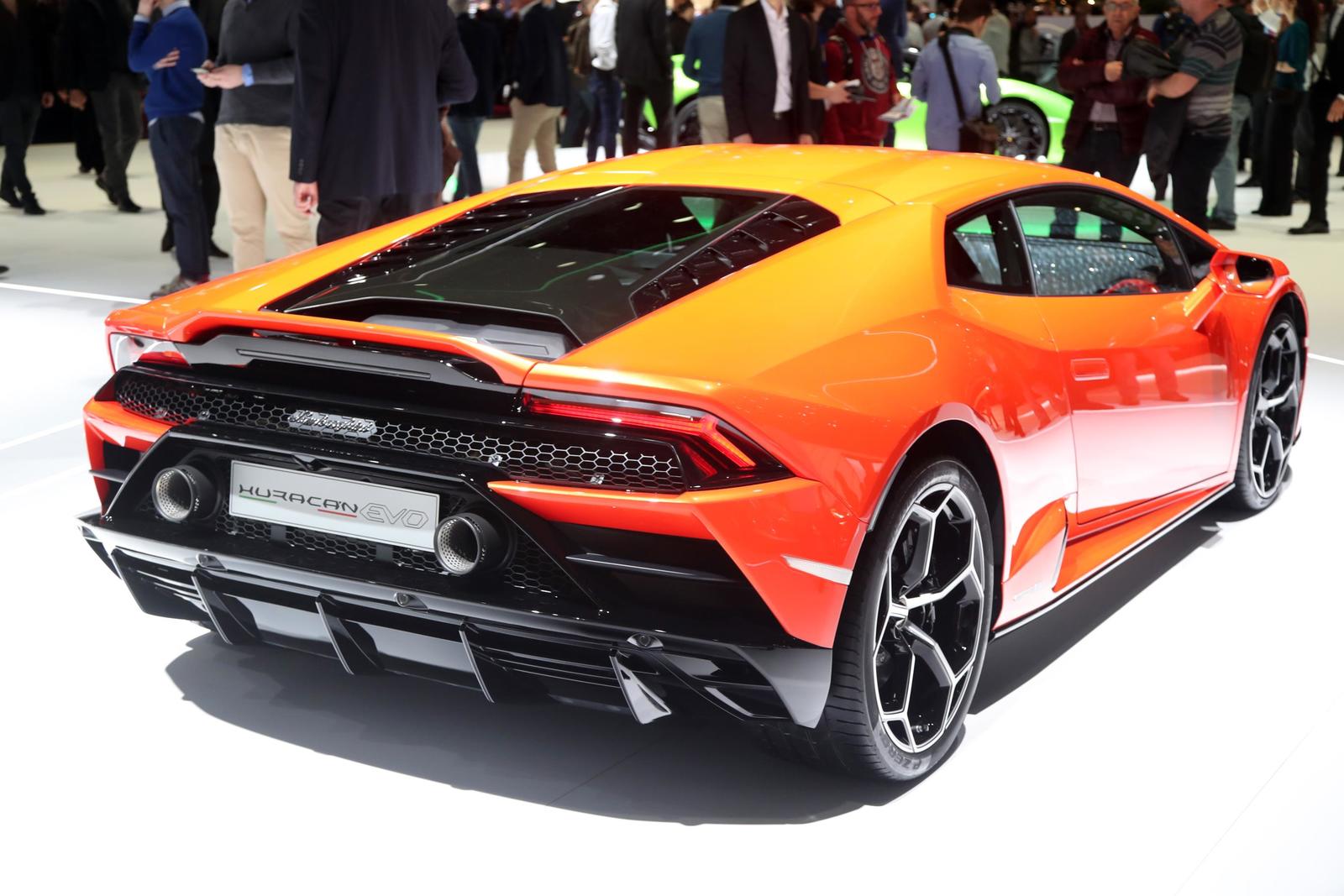 Lamborghini Huracan EVO (1)