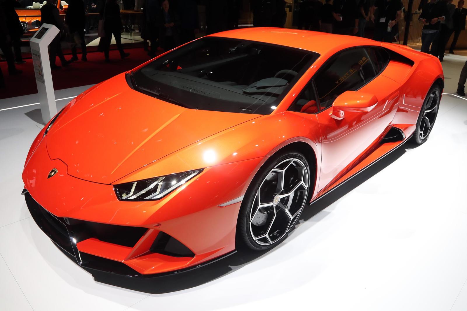 Lamborghini Huracan EVO (2)
