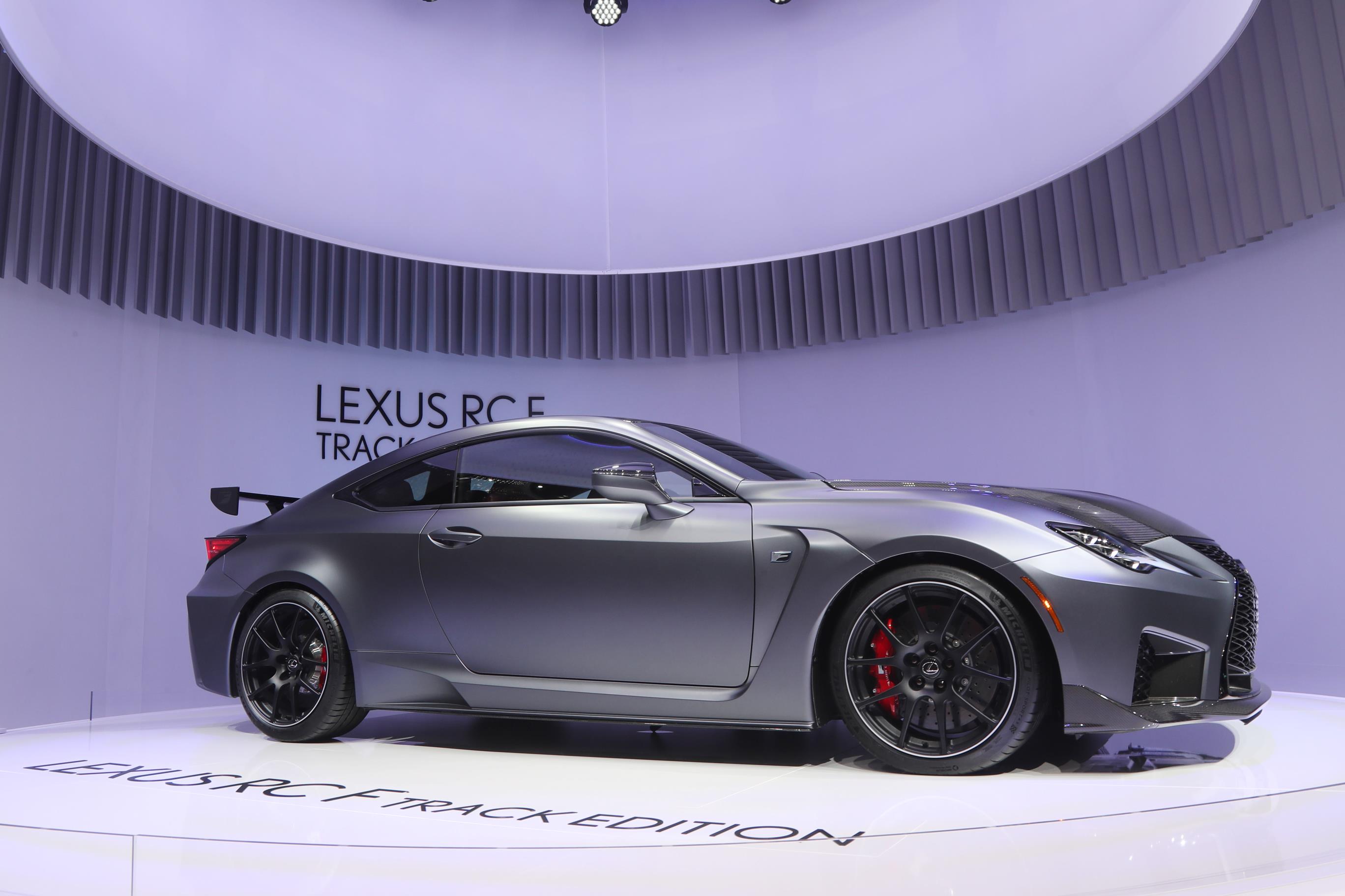 Lexus RC F (1)
