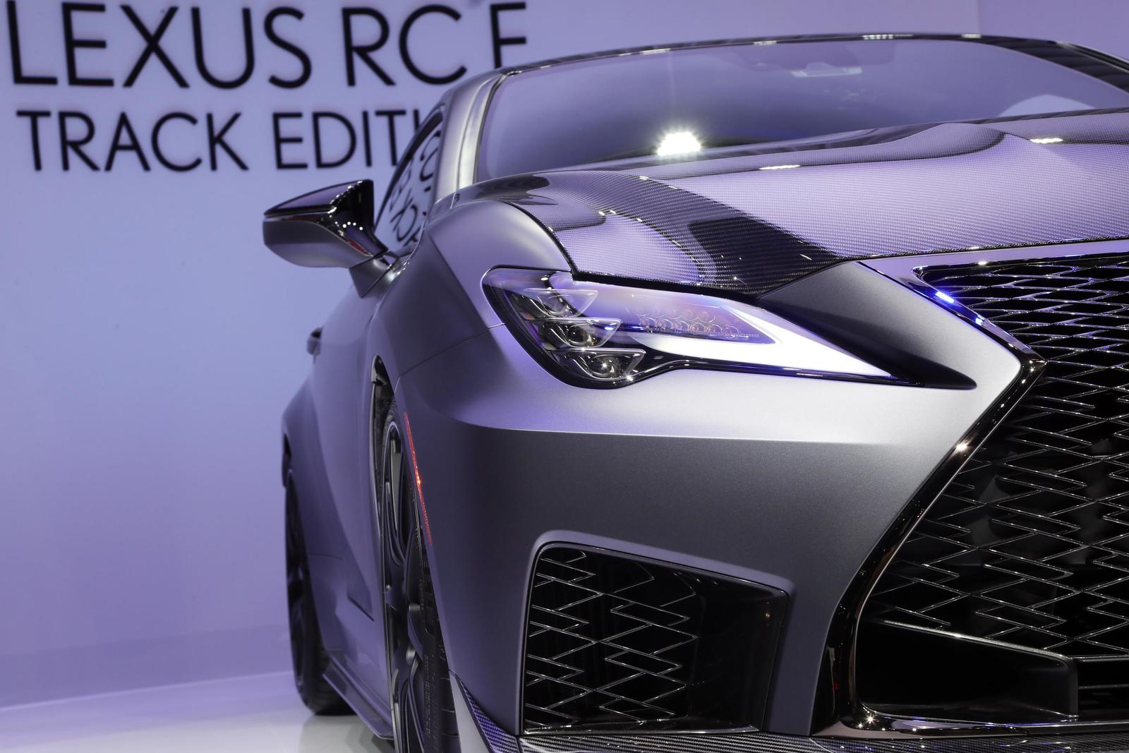 Lexus RC F (2)
