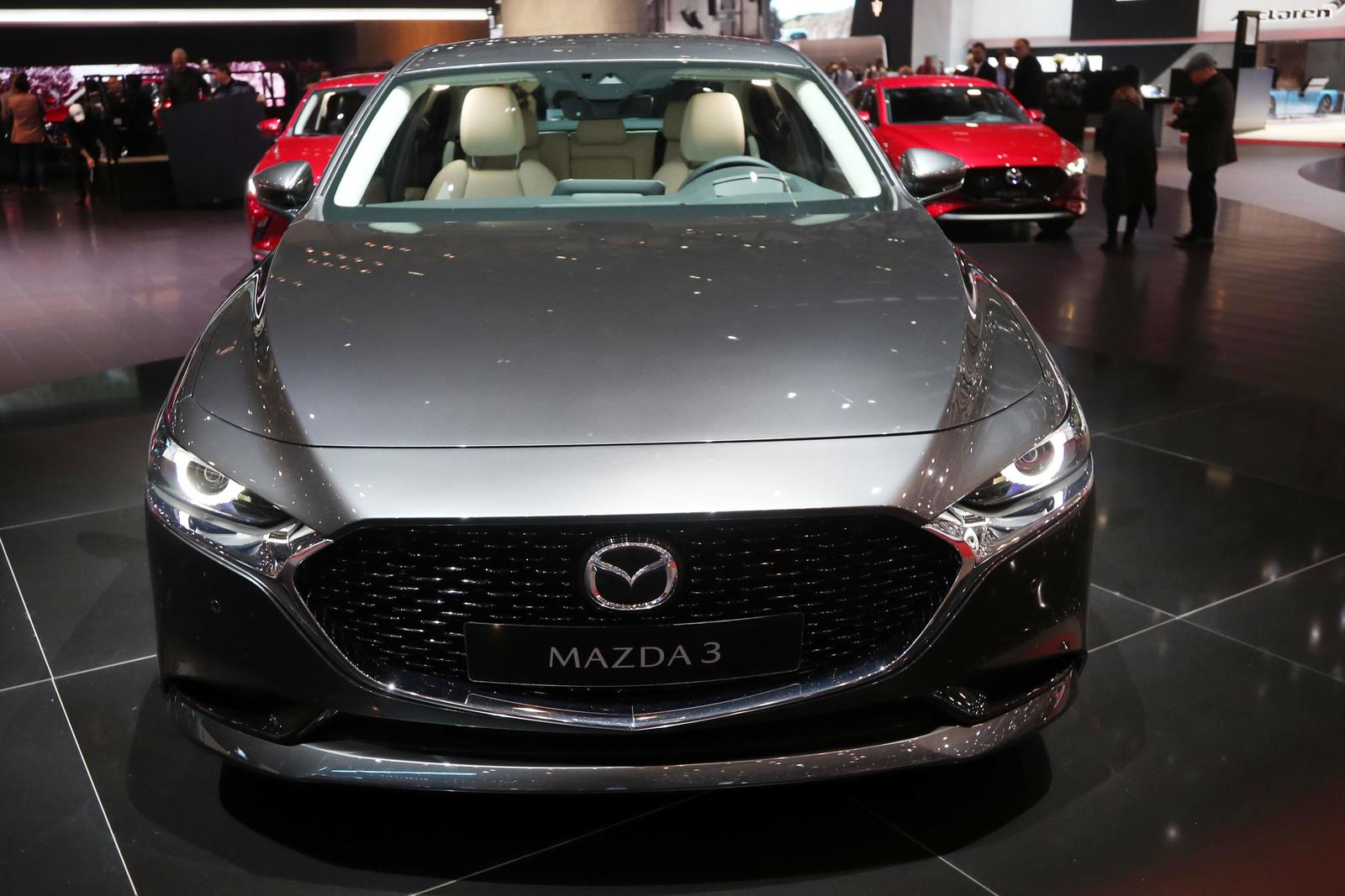 Mazda 3 (3)