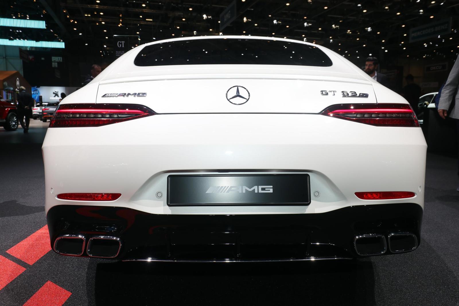 Mercedes-AMG GT 63 (4)
