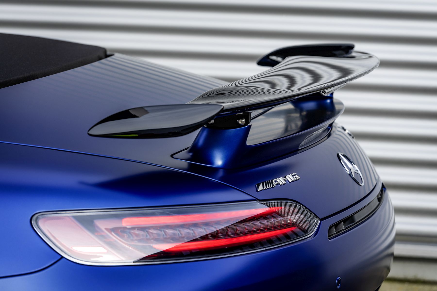 Mercedes-AMG GT R Roadster (2019)

Mercedes-AMG GT R Roadster (2019)