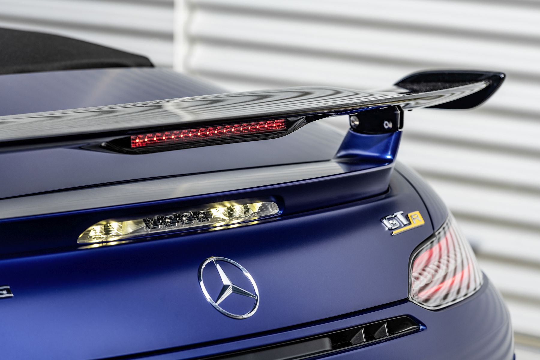 Mercedes-AMG GT R Roadster (2019)

Mercedes-AMG GT R Roadster (2019)