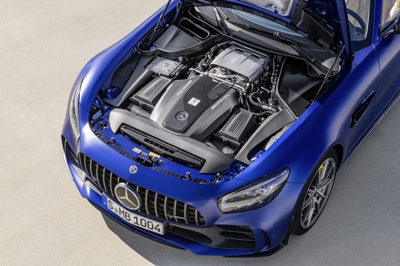 Mercedes-AMG GT R Roadster (2019)

Mercedes-AMG GT R Roadster (2019)