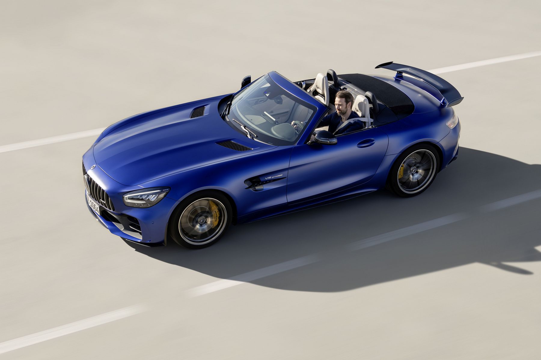 Mercedes-AMG GT R Roadster (2019)

Mercedes-AMG GT R Roadster (2019)