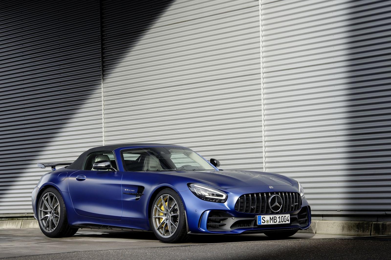 Mercedes-AMG GT R Roadster (2019)

Mercedes-AMG GT R Roadster (2019)