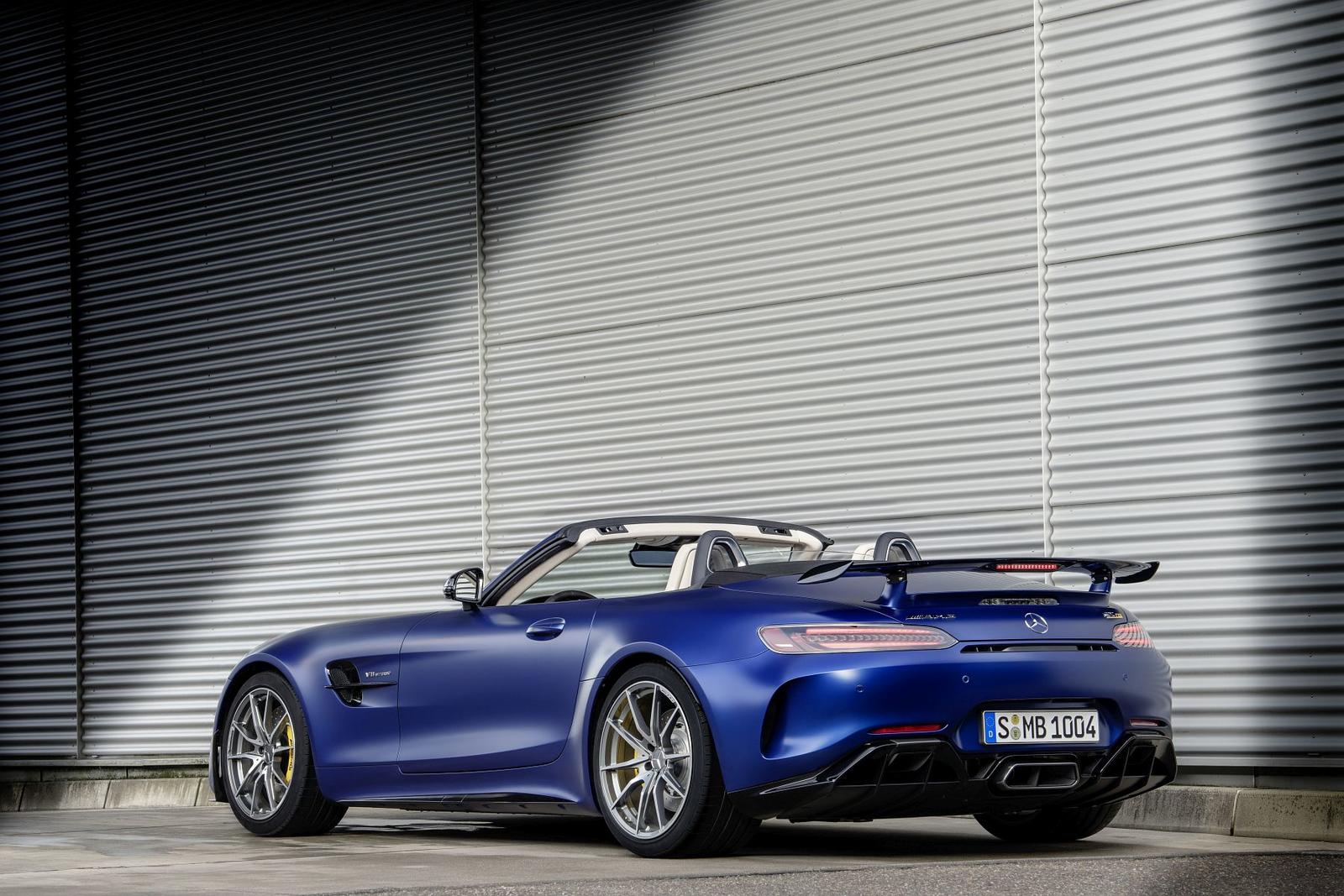 Mercedes-AMG GT R Roadster (2019)

Mercedes-AMG GT R Roadster (2019)
