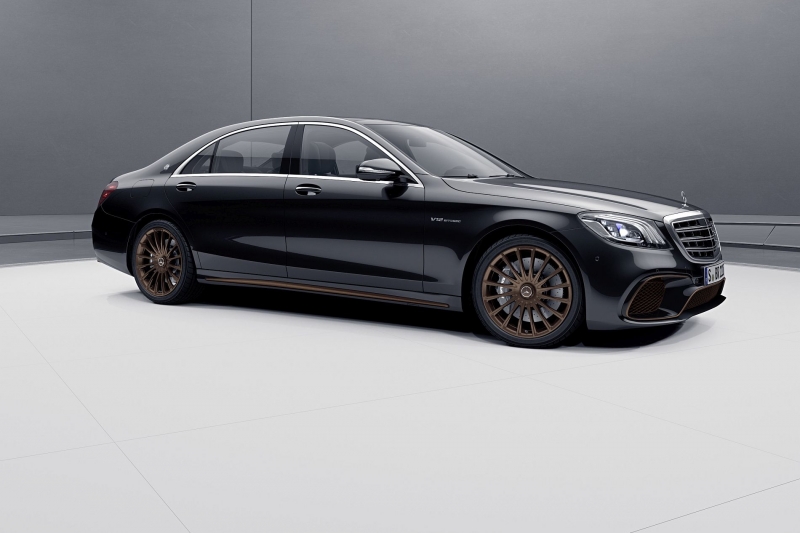 Mercedes-AMG S 65 Final Edition

Mercedes-AMG S 65 Final Edition